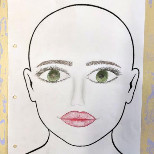 Zeichnung eines Frauenkopfes mit auffälligen weitgeöffneten grünen Augen und diffiniertem roten Mund