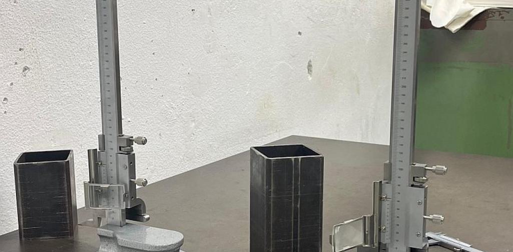 Metall_7_25 Bild zeigt 2 Geräte in der Metallwerkstätte